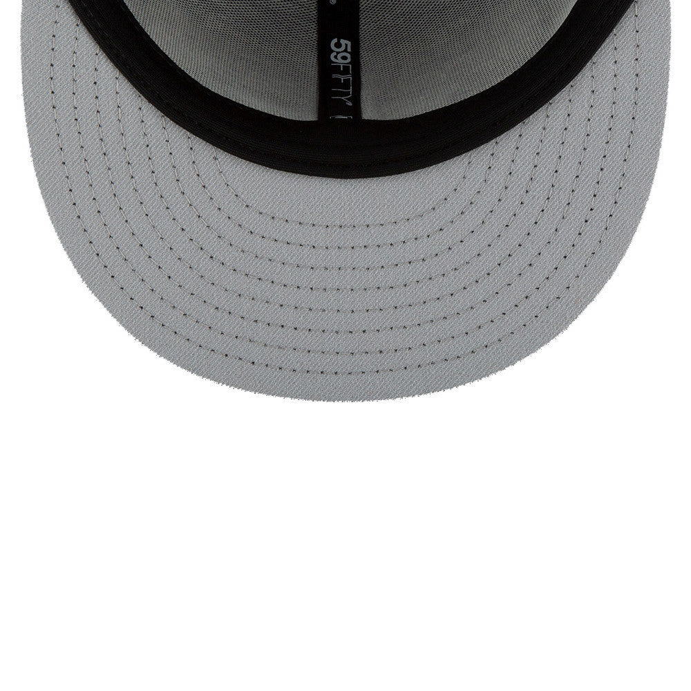Boston Red Sox Black Tonal 59FIFTY Fitted Hat product image 5, provided for visual reference and product detail review