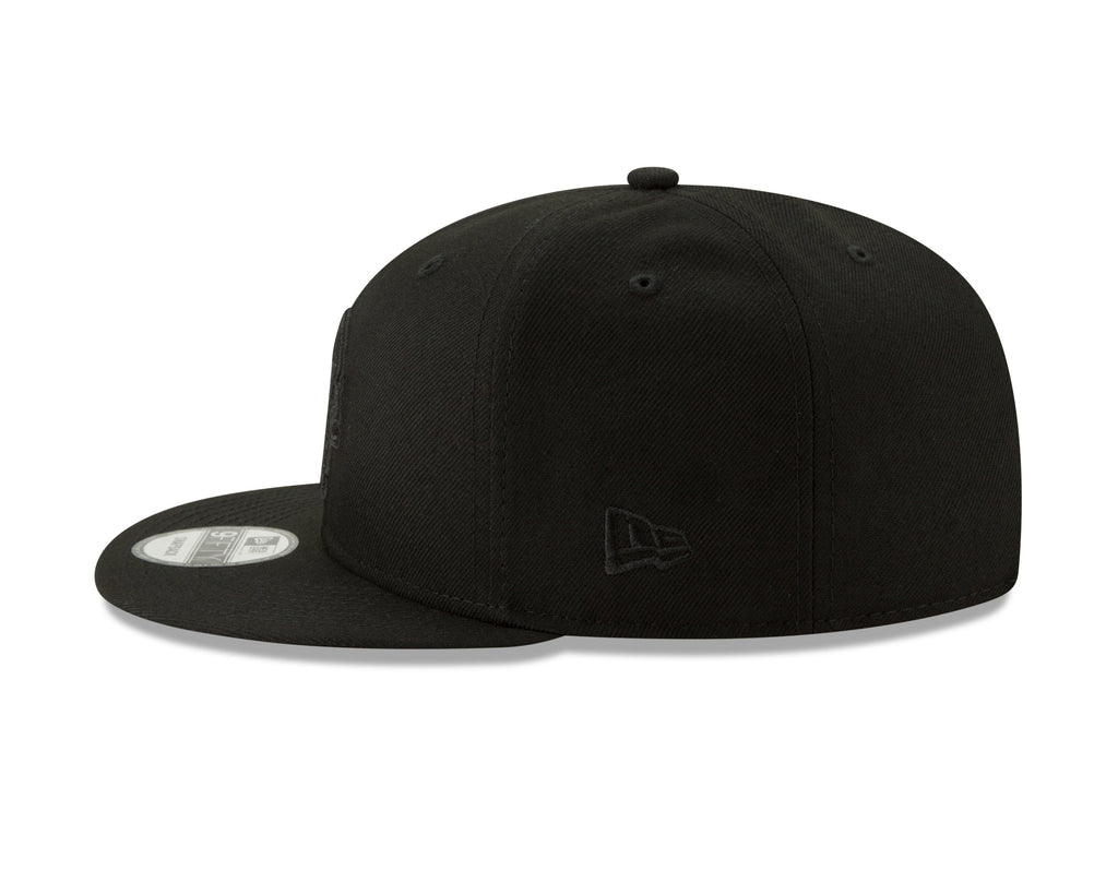 Minnesota Vikings New Era Black Tonal Basic 9FIFTY Adjustable Snapback Hat product image 4, provided for visual reference