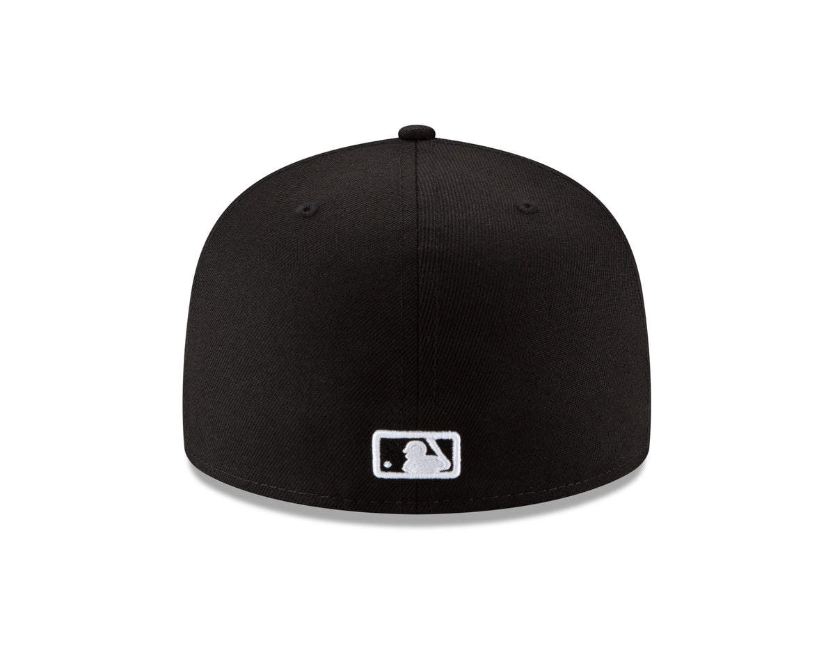Boston Red Sox New Era B-Dub 59FIFTY Fitted Hat - Black product image 6, provided for visual reference and product detail