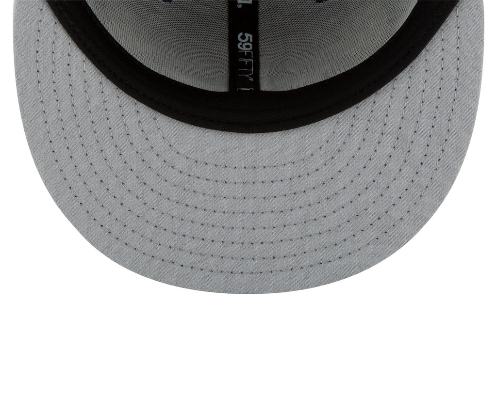 Boston Red Sox New Era B-Dub 59FIFTY Fitted Hat - Black product image 7, provided for visual reference and product detail