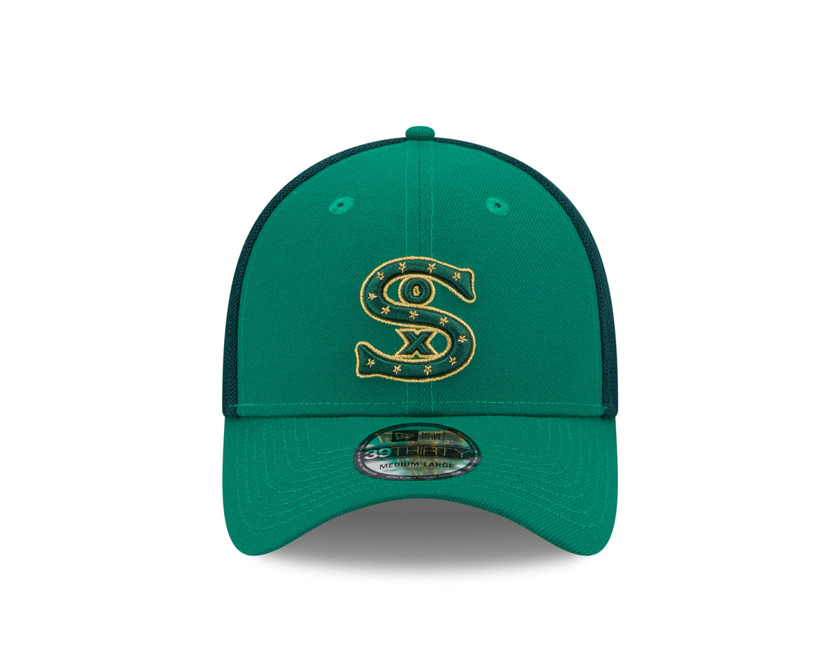 Chicago White Sox New Era Kelly Green St Patrick's Day Trucker 39THIRTY Flex-Fit Hat product image 2, provided for visual