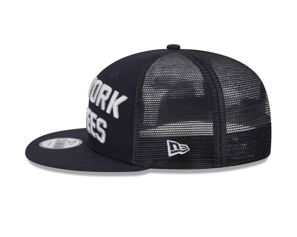 New York Yankees New Era Navy Stacked 9FIFTY Mesh Trucker Snapback Hat product image 5, provided for visual reference and