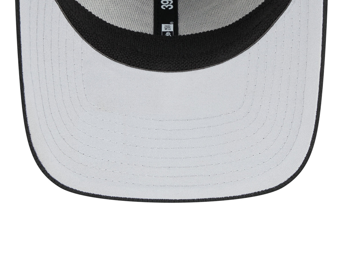 Philadelphia Eagles New Era NFL 2023 Training Camp Black Throwback Logo 39THIRTY Flex Fit Hat for Men product image 7,