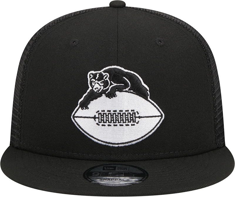 Chicago Bears New Era 1946 Black and White Trucker 9FIFTY Snapback Hat product image 2, provided for visual reference and