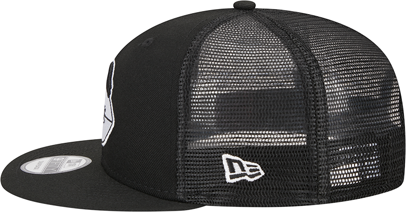 Chicago Bears New Era 1946 Black and White Trucker 9FIFTY Snapback Hat product image 4, provided for visual reference and