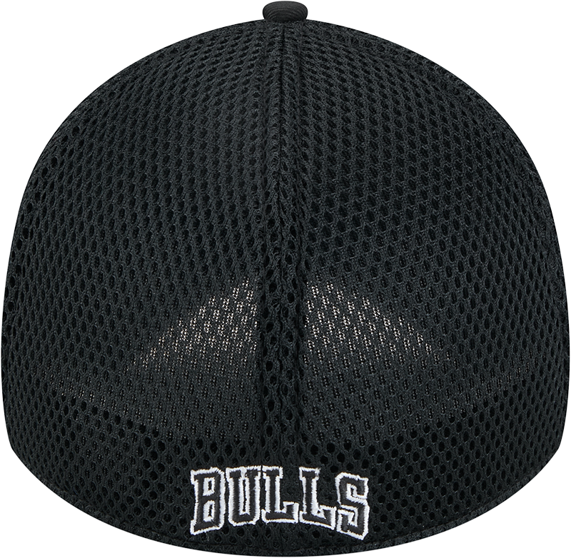 Men’s Chicago Bulls New Era Black and White Neo 39THIRTY Flex Fit Hat product image 4, provided for visual reference and