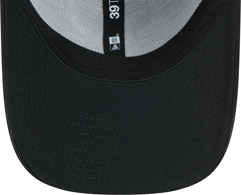 Men’s Chicago Bulls New Era Black and White Neo 39THIRTY Flex Fit Hat product image 5, provided for visual reference and