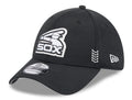 Chicago White Sox New Era Black & White 2024 Clubhouse 39THIRTY Flex Fit Hat for Men product image 1, provided for visual