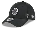 Chicago Cubs New Era Black Walking Bear 2024 Clubhouse 39THIRTY Flex Fit Hat for Men product image 1, provided for visual