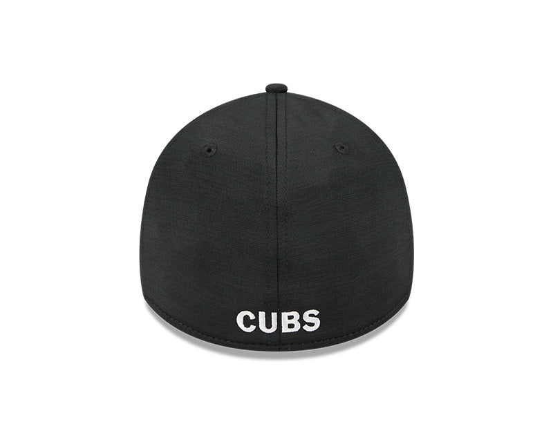 Chicago Cubs New Era Black Walking Bear 2024 Clubhouse 39THIRTY Flex Fit Hat for Men product image 5, provided for visual