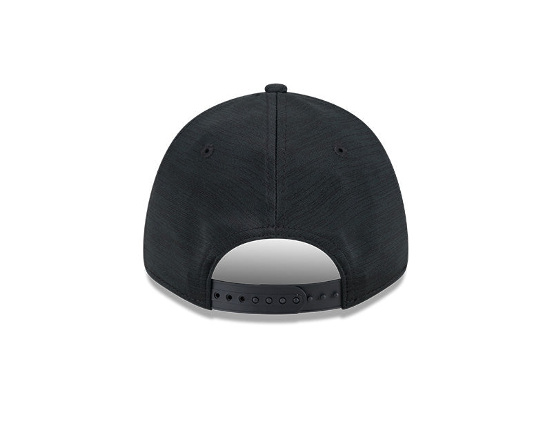 Chicago White Sox New Era Black 2024 Clubhouse 9FORTY Adjustable Hat for Men product image 6, provided for visual reference