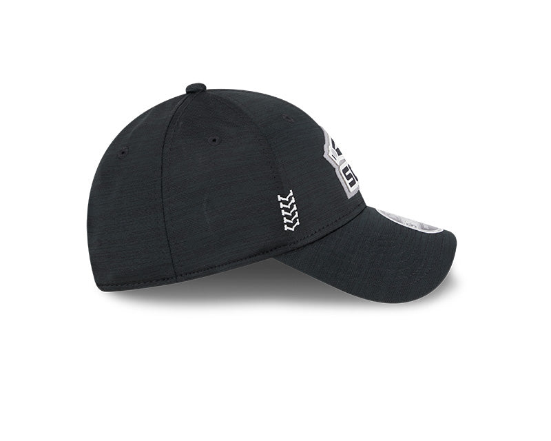 Chicago White Sox New Era Black 2024 Clubhouse 9FORTY Adjustable Hat for Men product image 5, provided for visual reference