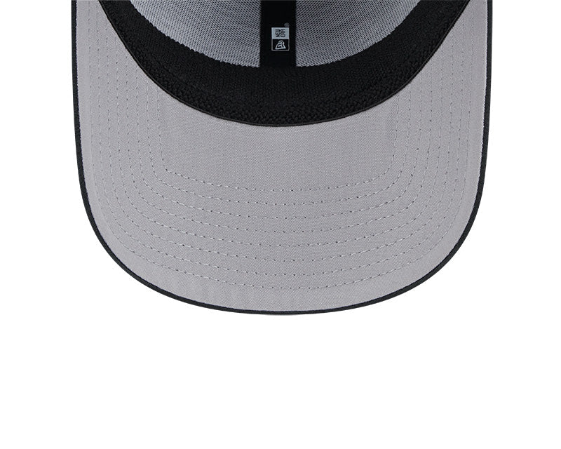 Chicago White Sox New Era Black 2024 Clubhouse 9FORTY Adjustable Hat for Men product image 7, provided for visual reference