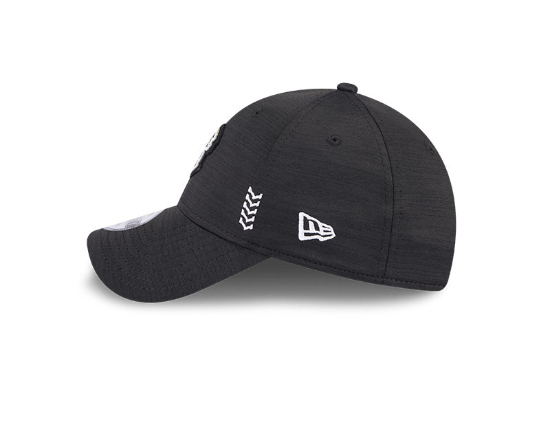 Chicago Cubs New Era Black 2024 Clubhouse Alternate 9FORTY Adjustable Hat for Men product image 4, provided for visual