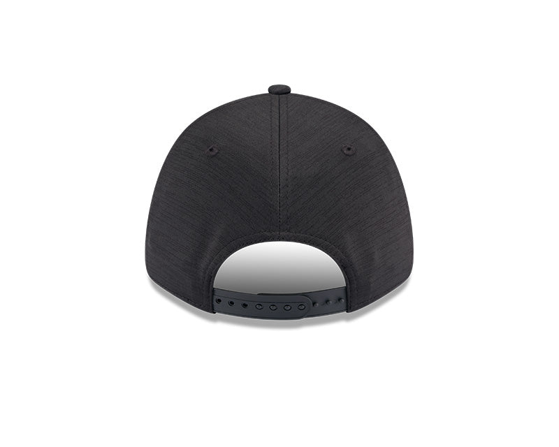 Chicago Cubs New Era Black 2024 Clubhouse Alternate 9FORTY Adjustable Hat for Men product image 6, provided for visual