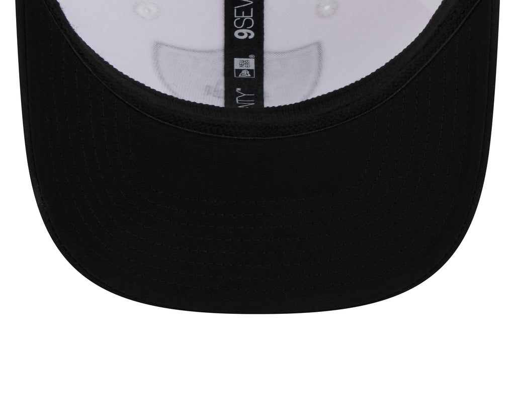Las Vegas Raiders New Era White/Black 2024 NFL Training Camp 9SEVENTY Trucker Hat for Men product image 7, provided for
