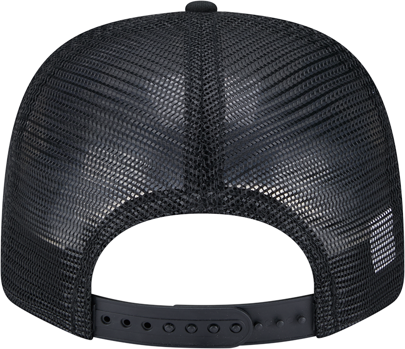 Chicago Bears New Era Black/White Trucker Primary 9SEVENTY Trucker Hat product image 6, provided for visual reference and