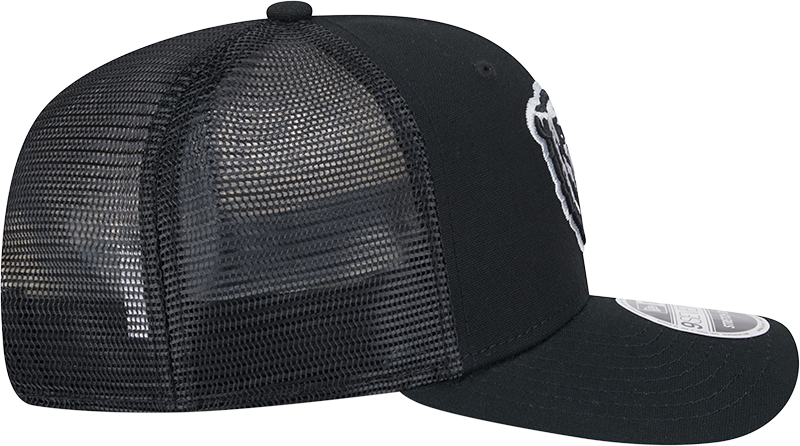 Chicago Bears New Era Black/White Trucker Primary 9SEVENTY Trucker Hat product image 5, provided for visual reference and