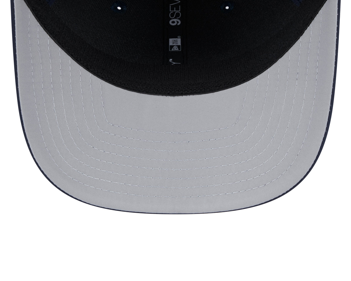 Chicago Bears New Era 9SEVENTY Navy Secondary Logo Performance Adjustable Cap product image 7, provided for visual reference