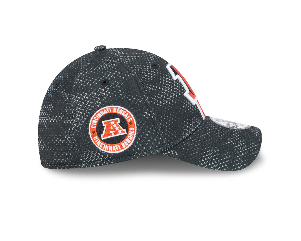 Cincinnati Bengals New Era 2024 Sideline Black 39THIRTY Flex Hat for Men product image 4, provided for visual reference and