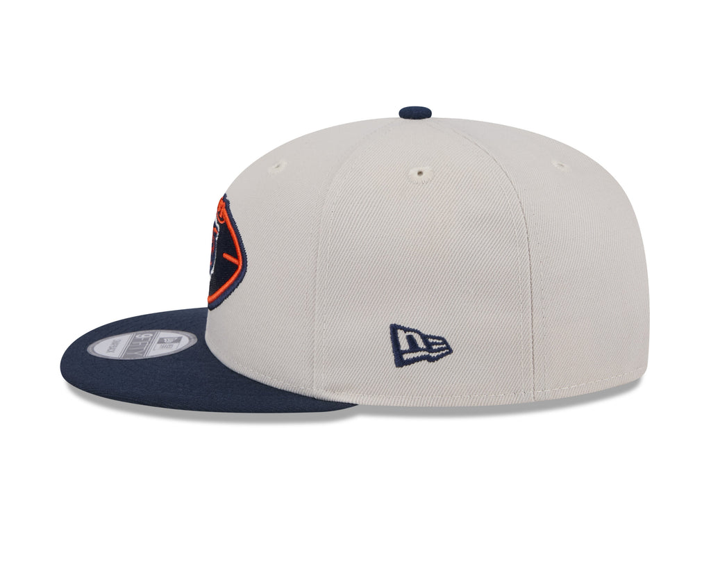 Chicago Bears New Era 2024 NFL Sideline Historic Stone/Navy Primary 9FIFTY Snapback Hat product image 4, provided for visual