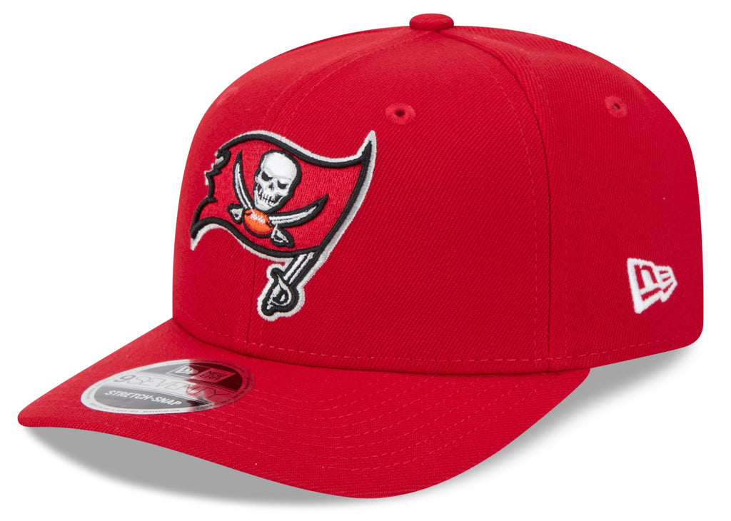 Tampa Bay Buccaneers New Era Red 9SEVENTY Adjustable Hat product image 1, provided for visual reference and product detail