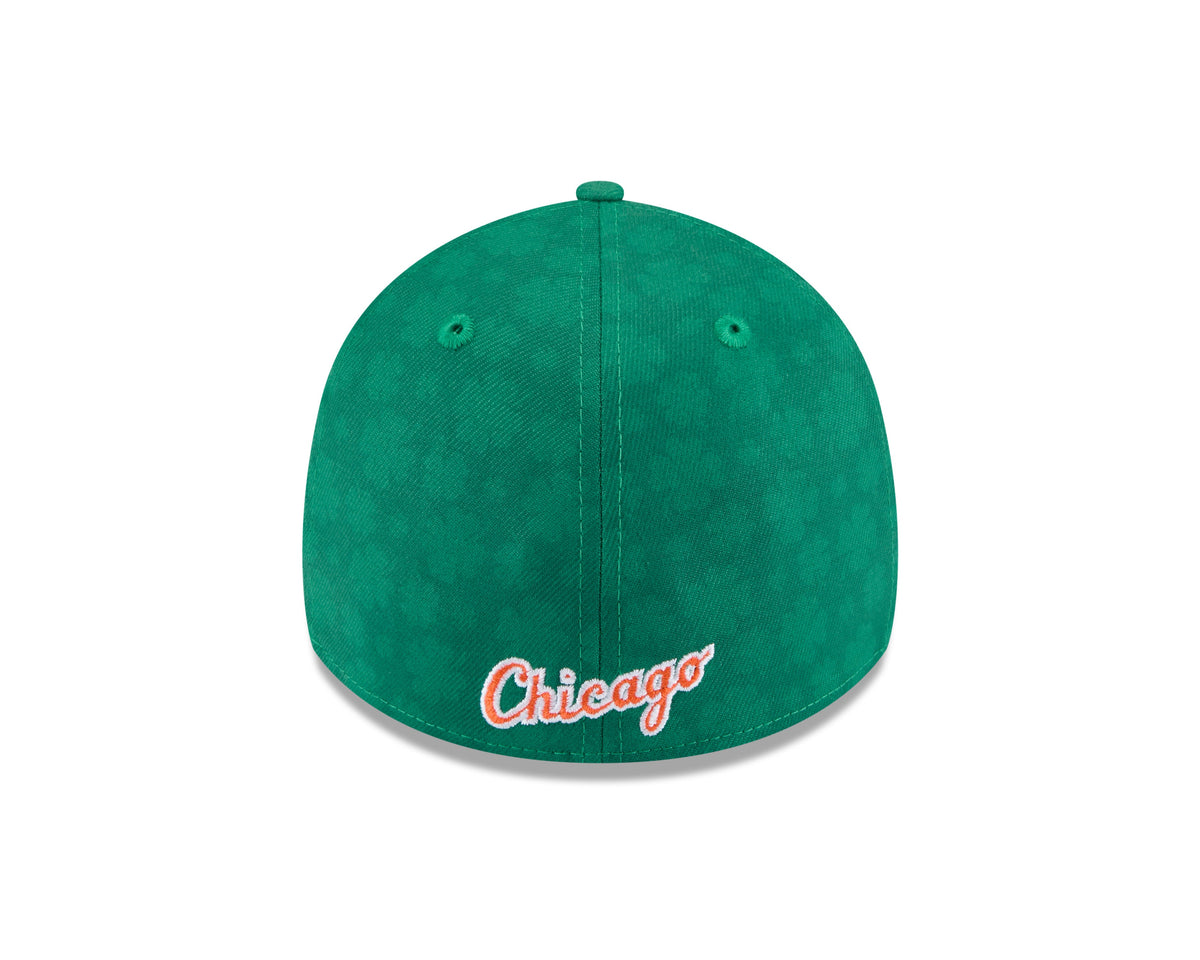 Chicago White Sox Kelly Green MLB 2025 St. Patrick's Day New Era 39THIRTY Flex Fit Hat product image 2, provided for visual