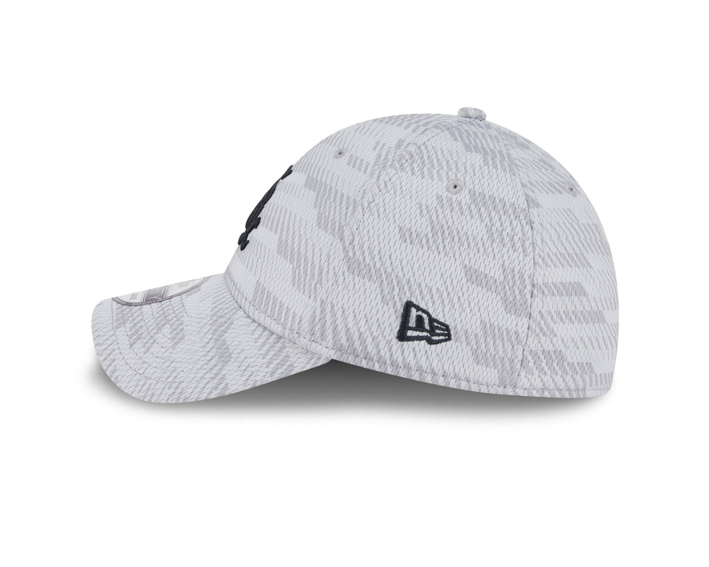 Chicago White Sox Gray 2025 Clubhouse New Era 39THIRTY Flex Hat product image 5, provided for visual reference and product