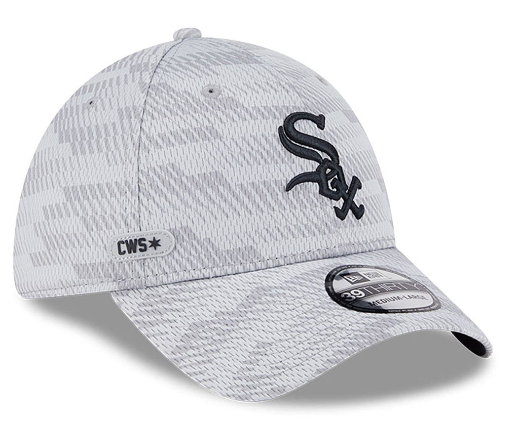 Chicago White Sox Gray 2025 Clubhouse New Era 39THIRTY Flex Hat product image 1, provided for visual reference and product
