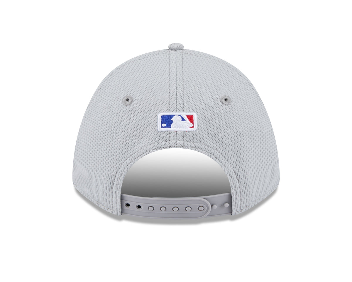 Chicago Cubs New Era Gray Clubhouse M-Crown 9FORTY Adjustable Hat product image 6, provided for visual reference and product