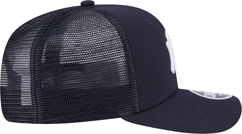 New York Yankees New Era Navy 9SEVENTY Trucker Adjustable Hat product image 5, provided for visual reference and product