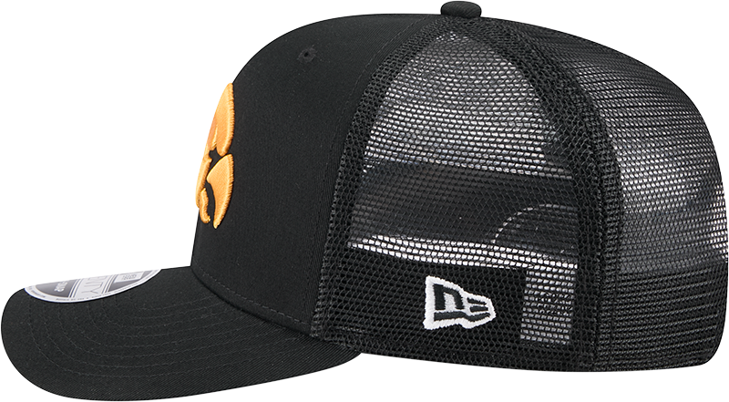Iowa Hawkeyes New Era Black New Era 9SEVENTY Trucker Hat for Men product image 4, provided for visual reference and product