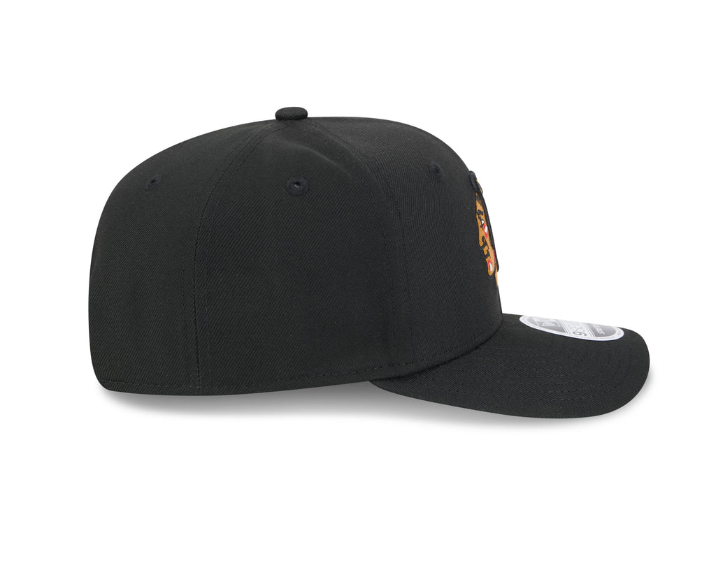 Chicago Blackhawks New Era Black 9SEVENTY Hat for Men product image 4, provided for visual reference and product detail
