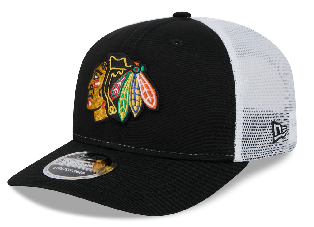 Chicago Blackhawks New Era Black/White 9SEVENTY Trucker Hat for Men product image 1, provided for visual reference and