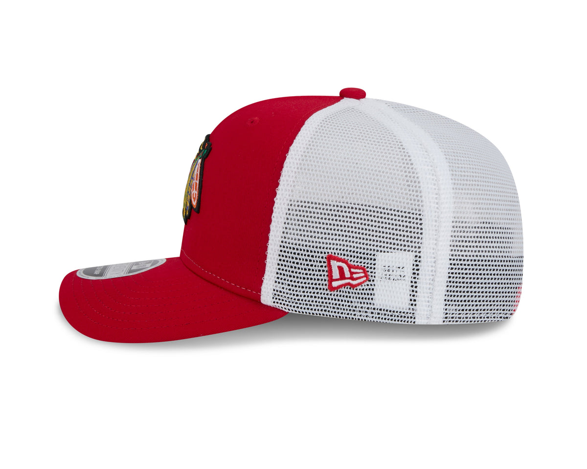 Chicago Blackhawks New Era Red/White 9SEVENTY Trucker Hat for Men product image 4, provided for visual reference and product