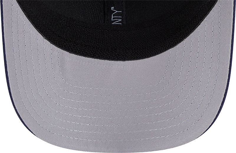 Winnipeg Jets New Era Navy New Era 9SEVENTY Trucker Hat for Men product image 7, provided for visual reference and product