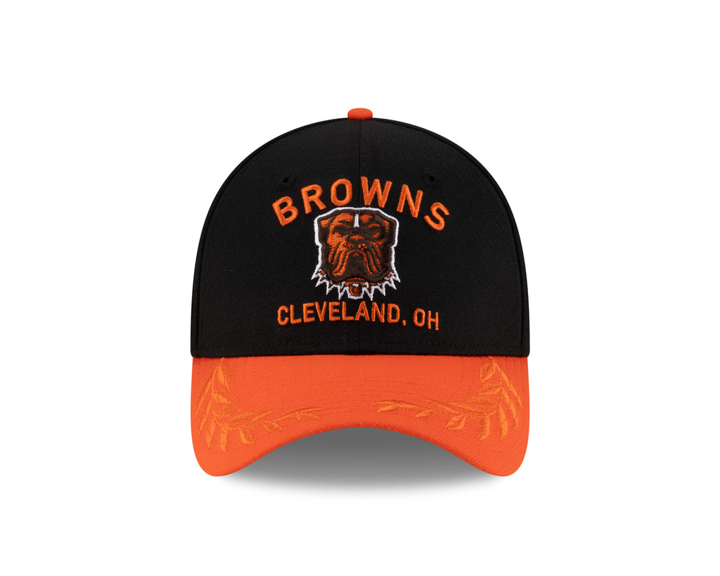 Cleveland Browns New Era 2025 NFL Draft Black 39THIRTY Flex Fit Hat for Men product image 2, provided for visual reference