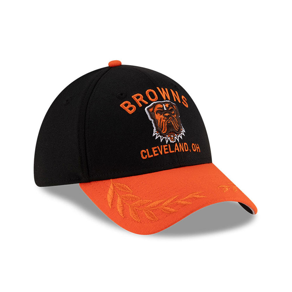 Cleveland Browns New Era 2025 NFL Draft Black 39THIRTY Flex Fit Hat for Men product image 3, provided for visual reference
