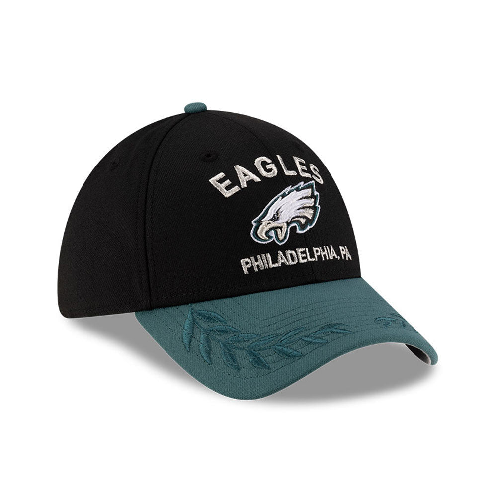Philadelphia Eagles New Era 2025 NFL Draft Black 39THIRTY Flex Fit Hat for Men product image 3, provided for visual