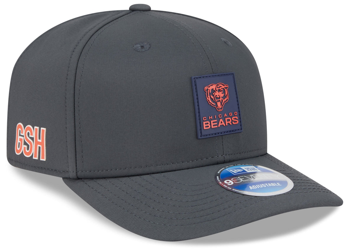 Chicago Bears New Era Graphite 2025 Sideline 9SEVENTY Cold Adjustable Hat for Men product image 1, provided for visual