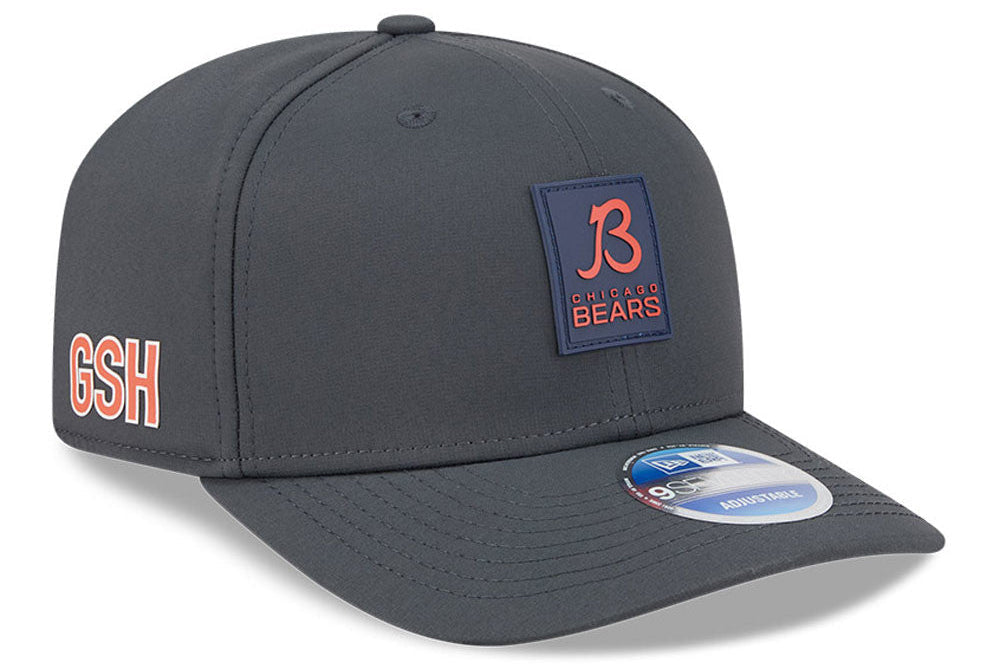 Chicago Bears New Era Graphite 2025 Sideline B 9SEVENTY Cold Adjustable Hat for Men product image 1, provided for visual