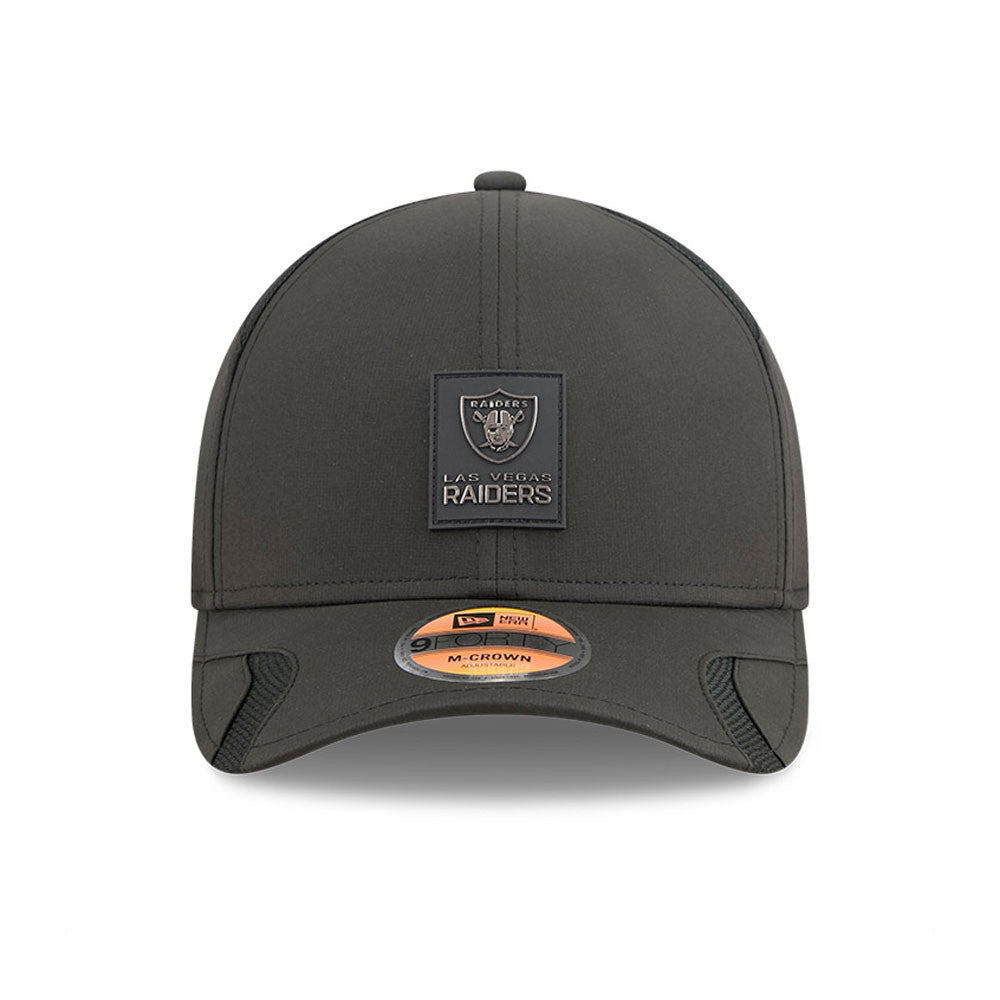 Las Vegas Raiders New Era Black 2025 NFL Primary Logo Sideline Heat 9FORTY M-Crown Adjustable Hat for Men product image 2,