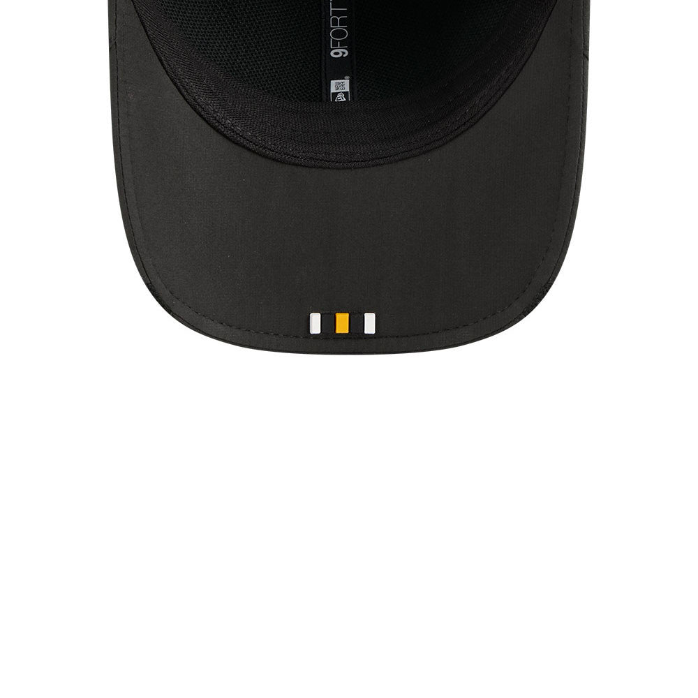Pittsburgh Steelers New Era Black 2025 NFL Primary Logo Sideline Heat 9FORTY M-Crown Adjustable Hat for Men product image 7,
