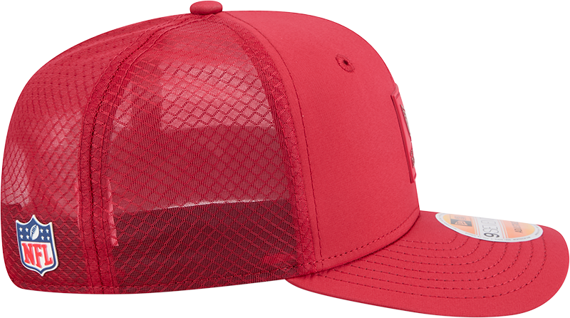 Arizona Cardinals New Era Red 2025 Sideline 9SEVENTY Trucker Adjustable Hat for Men product image 5, provided for visual