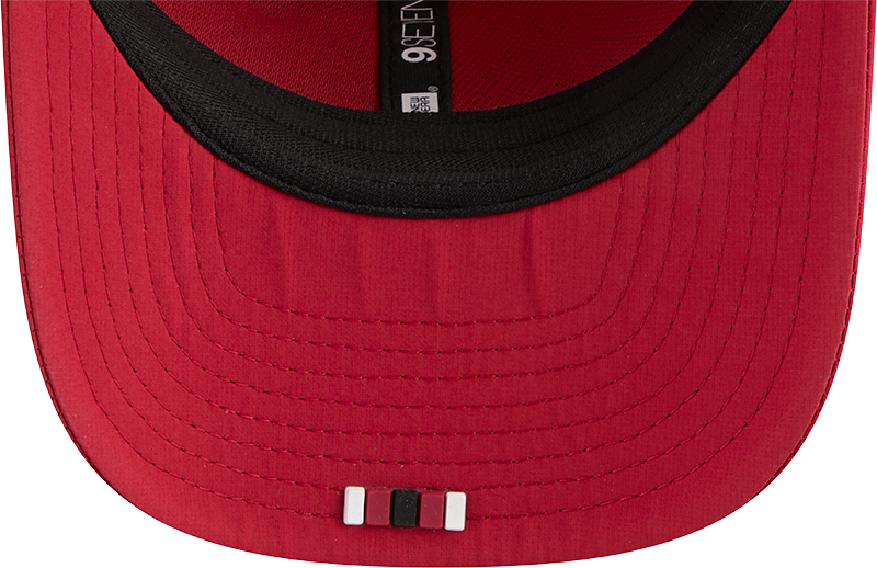 Arizona Cardinals New Era Red 2025 Sideline 9SEVENTY Trucker Adjustable Hat for Men product image 7, provided for visual