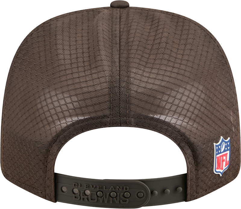 Cleveland Browns New Era Brown 2025 Sideline Brownie 9SEVENTY Trucker Adjustable Hat for Men product image 6, provided for