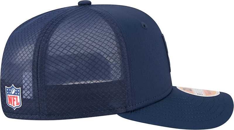 Los Angeles Chargers New Era Navy 2025 Sideline 9SEVENTY Trucker Adjustable Hat for Men product image 5, provided for visual