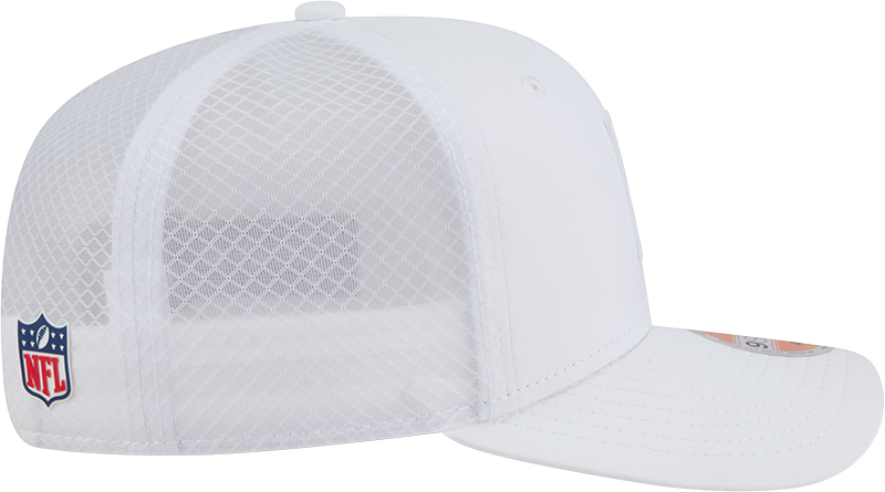 Minnesota Vikings New Era White 2025 Sideline 9SEVENTY Trucker Adjustable Hat for Men product image 4, provided for visual