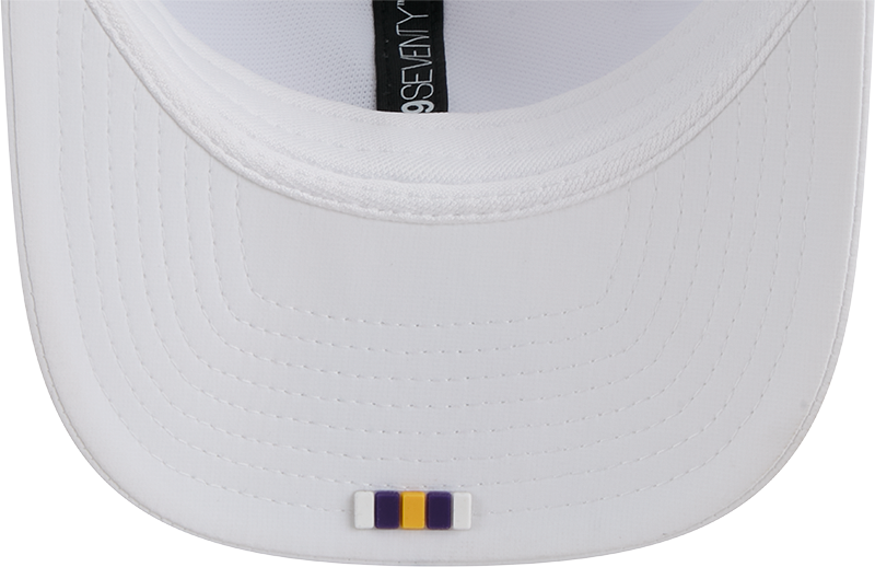 Minnesota Vikings New Era White 2025 Sideline 9SEVENTY Trucker Adjustable Hat for Men product image 7, provided for visual