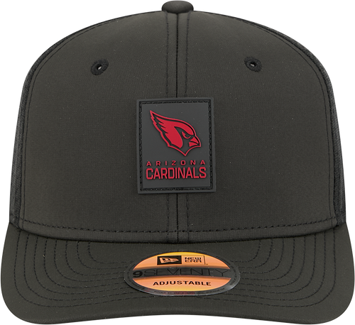 Arizona Cardinals New Era Black 2025 Sideline 9SEVENTY Trucker Adjustable Hat for Men product image 2, provided for visual